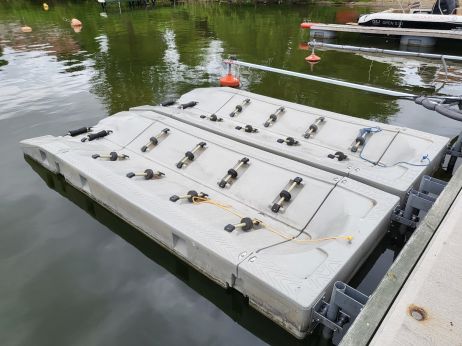 Pomost najazdowy dla skuterów z kompletem łączników do nabrzeża