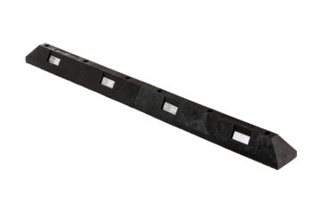 Ogranicznik parkingowy PVC 1750x150x120 mm czarny odblask biały
