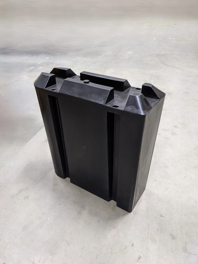 Pływak Y-bom czarny 30 x 80 x 80 cm - pod profil 100 mm